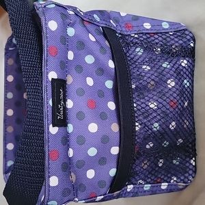 Thirty- one little Carry all.